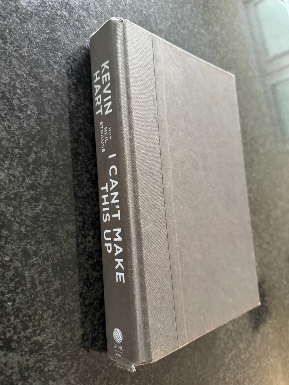 I CAN’T MAKE THIS UP - Life Lessons - Kevin Hart - Signed Copy - Hardback Book 📕 - Picture 3 of 12